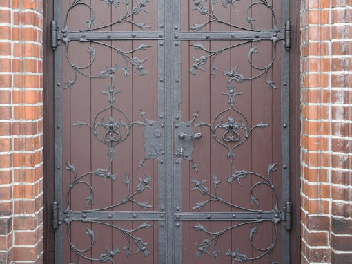 Schmiedeeiserne Beschläge Haupteingang Koptische Kirche Berlin